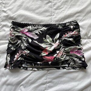 Tommy Bahama Womens Size Medium Swim Skirt Bottom Swimsuit Beach Floral Black
